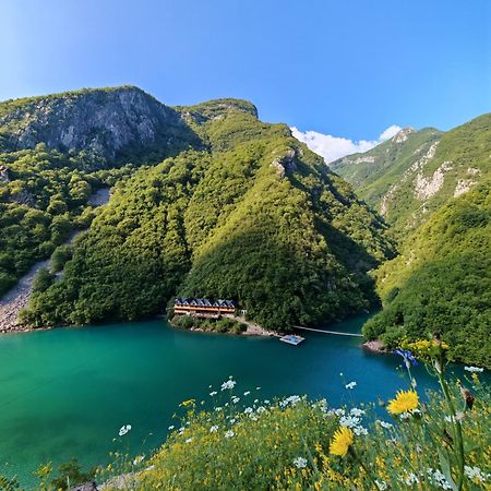 Riverside Komani Lake Exterior foto